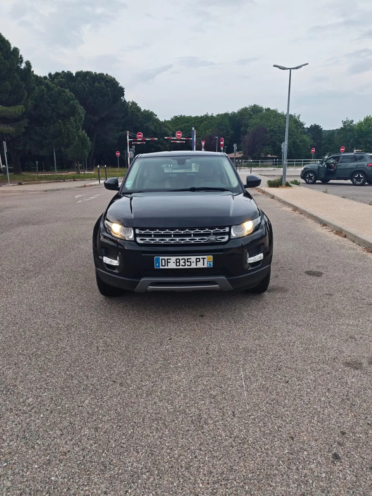 Venta de Range Rover Evoque Negro en Maysae Auto Murcia